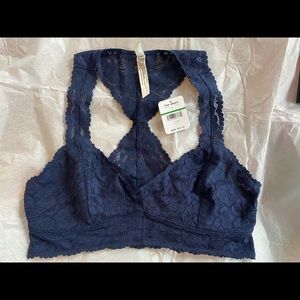 ~*NWT*~ Free People Navy Lace Bralette L